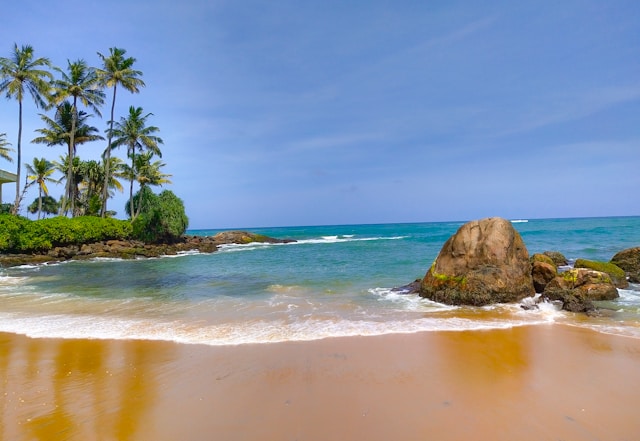 Mount Lavinia Beach